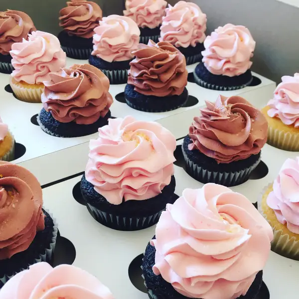 Sweet Little Things by Sarah — bake #14