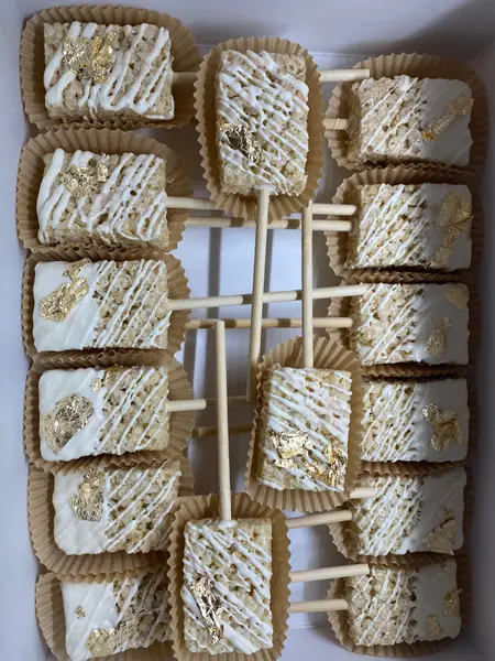 Sweet Little Things by Sarah — bake #19
